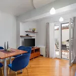 アパート Brkic マカルスカ