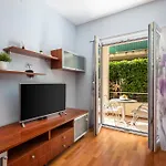 Brkic アパート マカルスカ